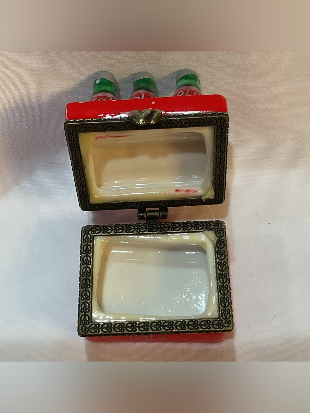 TWO Mini Ceramic Keepsake Boxes-Cola & Tea Set - Picture 7 of 9